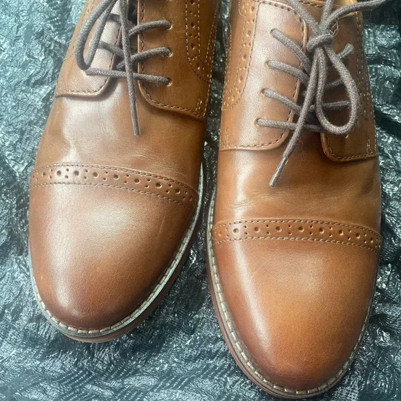 Johnston & Murphy Brown Leather Oxford Shoes - Picture 4 of 4